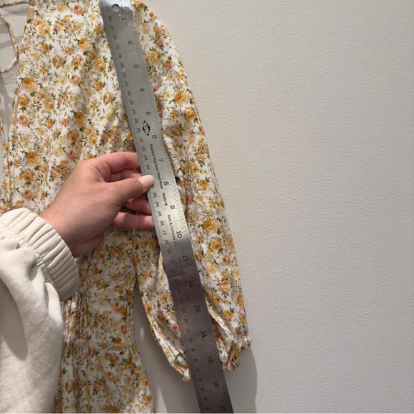 NWT- Significant Other Adele - Rosalie Print Yellow Floral Maxi Dress Size 2 - Picture 15 of 15